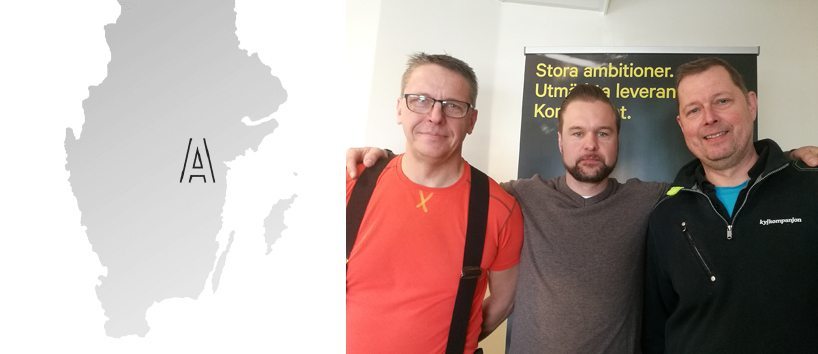 – Genom förvärvet av Kylkompanjon utvecklar vi vårt kunderbjudande i Östergötland med värdefull kompetens inom kyla, säger Peter Hjertström, filialchef på Assemblin Ventilation. Här omgiven av Kylkompanjons grundare och ägare Christer Hjert (t.v.) och Ulf Ingvarsson. Bildkälla: Assemblin