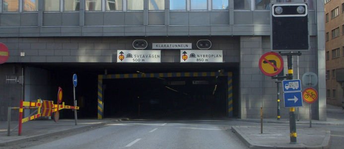 Klaratunneln stängs av i minst ett och ett halvt år. Bild: Holger Hellgaard Wikipedia.