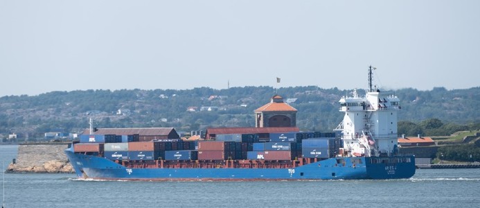 CMA CGM:s fartyg Aries J i Göteborgs hamns hamninlopp. Bild: Göteborgs Hamn AB